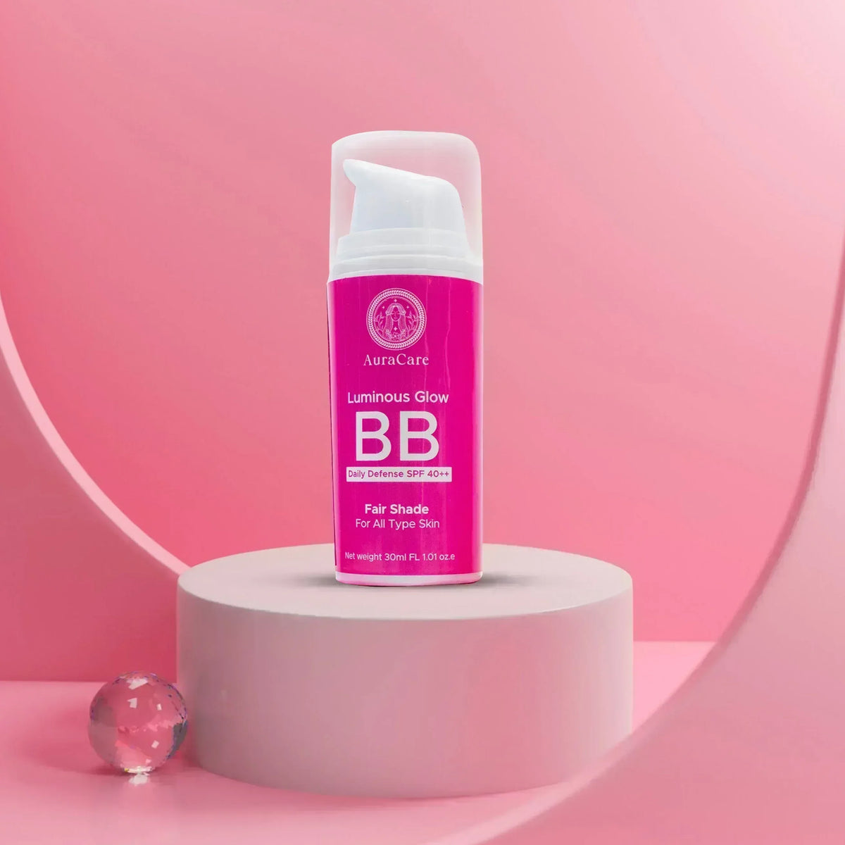 Luminous Glow BB Cream + SPF 40++(Niacinamide, Ceramide NP, Hyaluronic acid, D-panthenol) - AuraCare.pk
